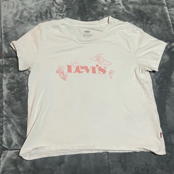 Levi’s T-Shirt | White and pink - Picture 1 of 1